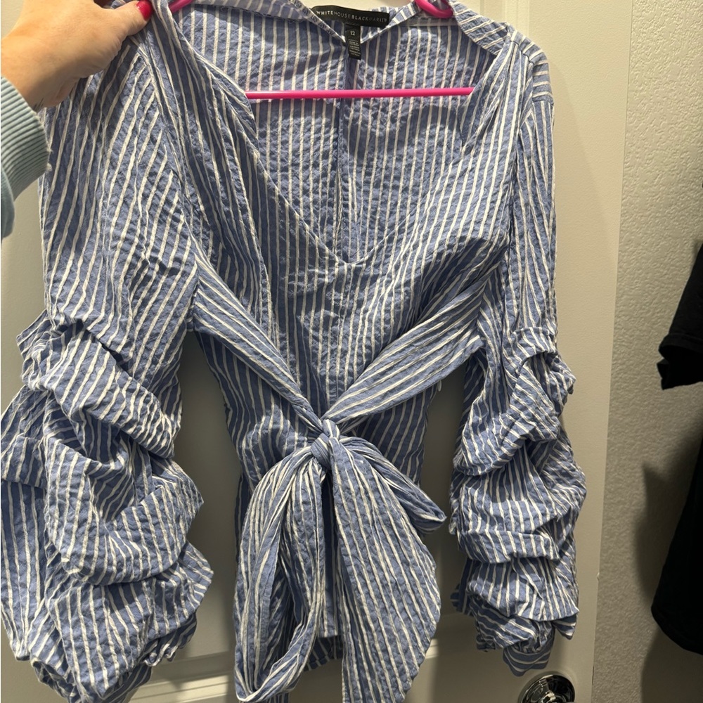White House black market blouse